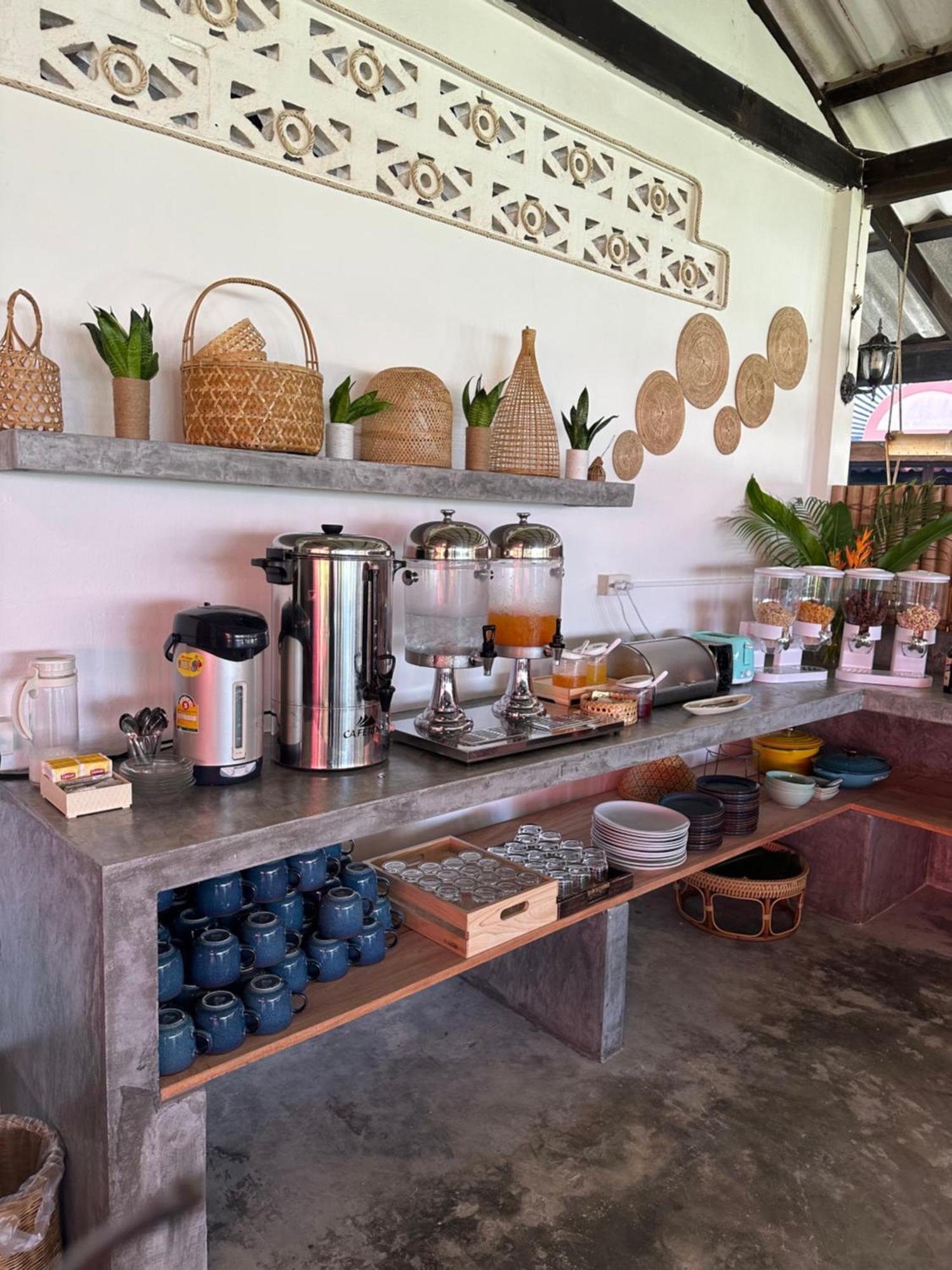 Noble House Beach Resort Koh Lanta Ngoại thất bức ảnh