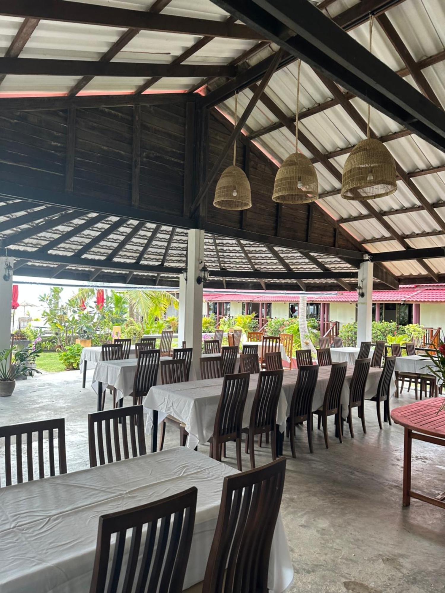 Noble House Beach Resort Koh Lanta Ngoại thất bức ảnh
