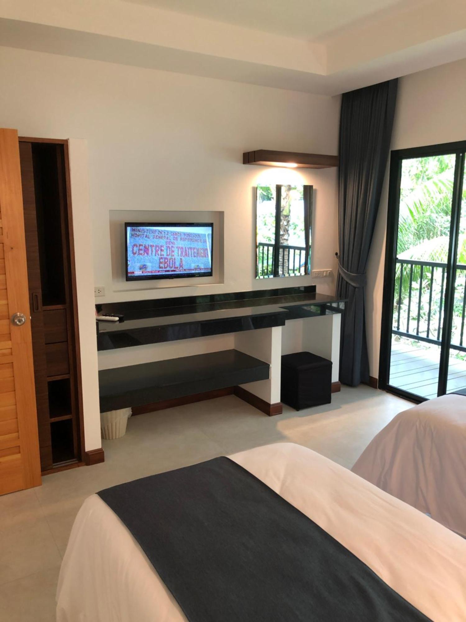 Noble House Beach Resort Koh Lanta Ngoại thất bức ảnh
