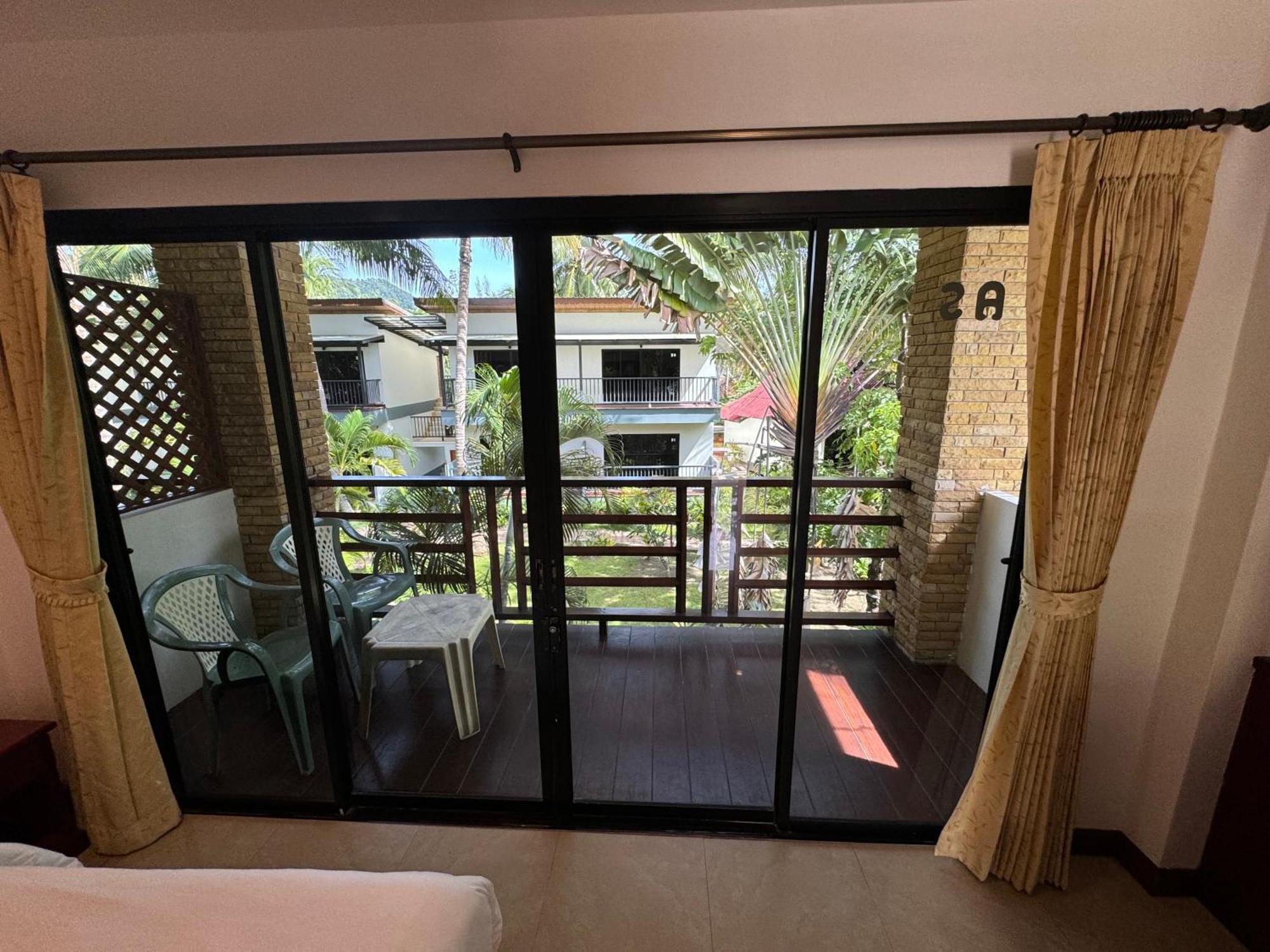 Noble House Beach Resort Koh Lanta Ngoại thất bức ảnh