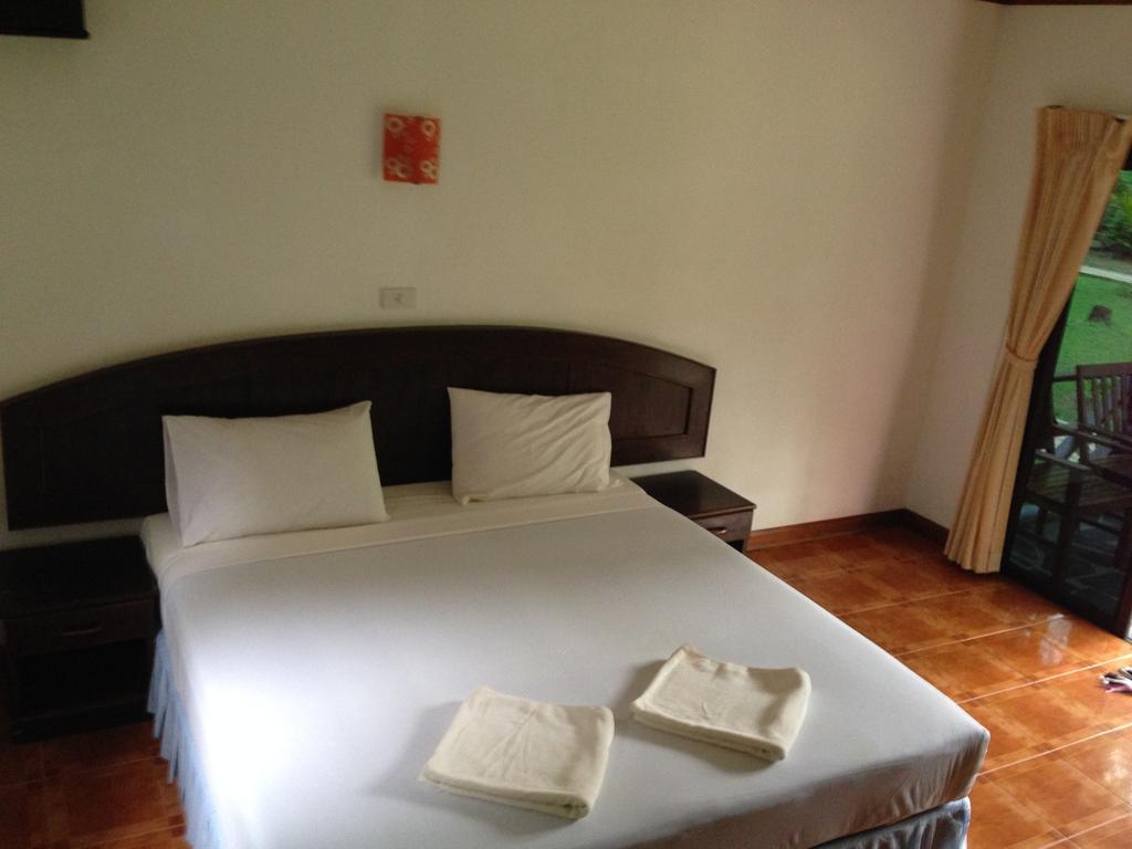 Noble House Beach Resort Koh Lanta Phòng bức ảnh